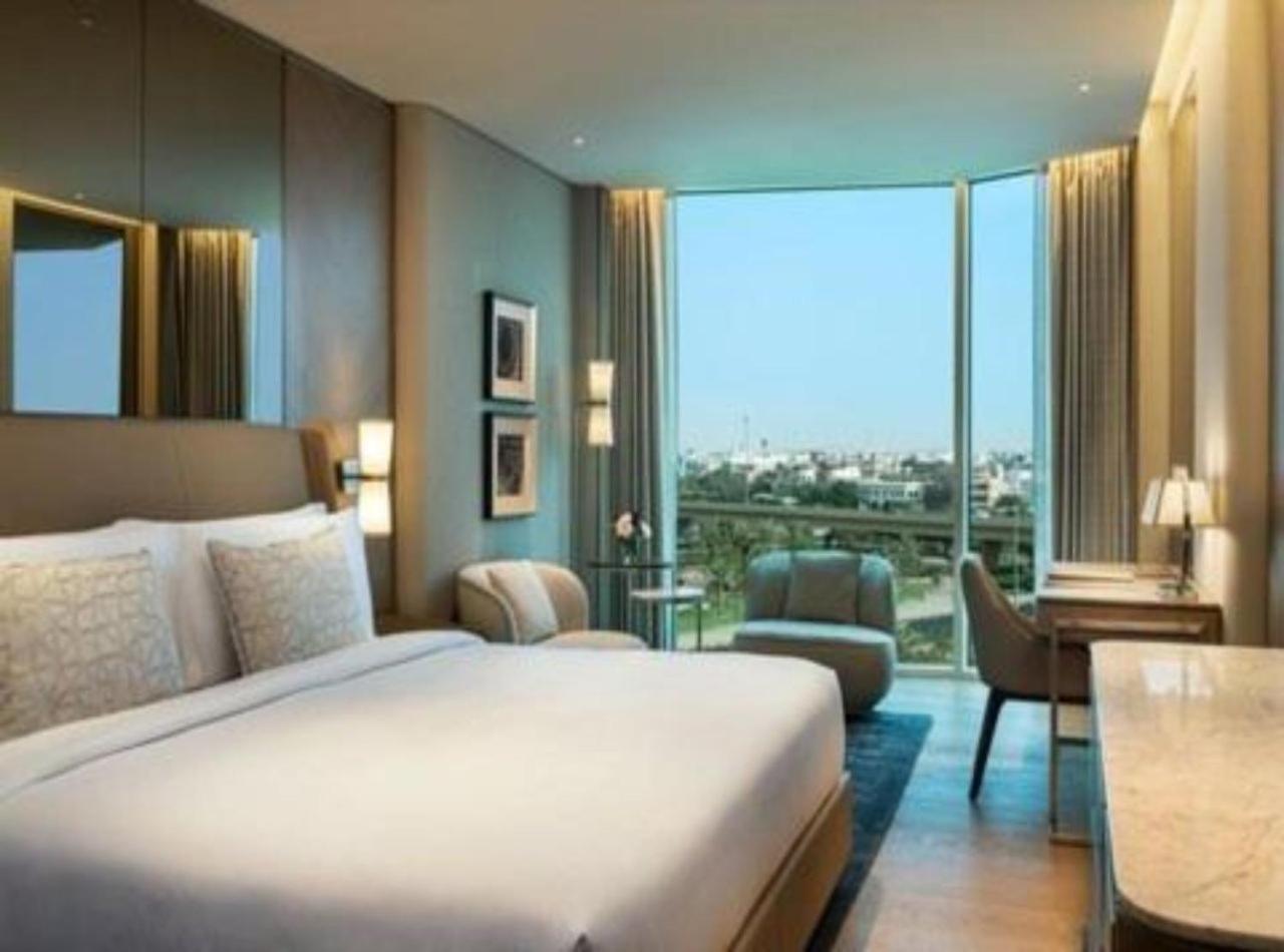 Hotel Rosewood Near Delhi Airport 뉴델리 외부 사진